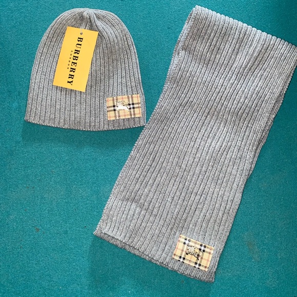 Other - Hat/Scarf Set (PLEASE READ)